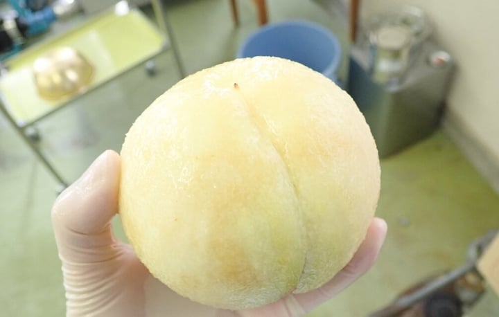 peeling-peach01